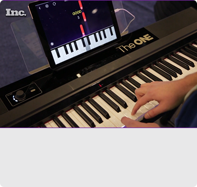 Piano Hi-Lite “Helps You Pick Up a New Hobby”.